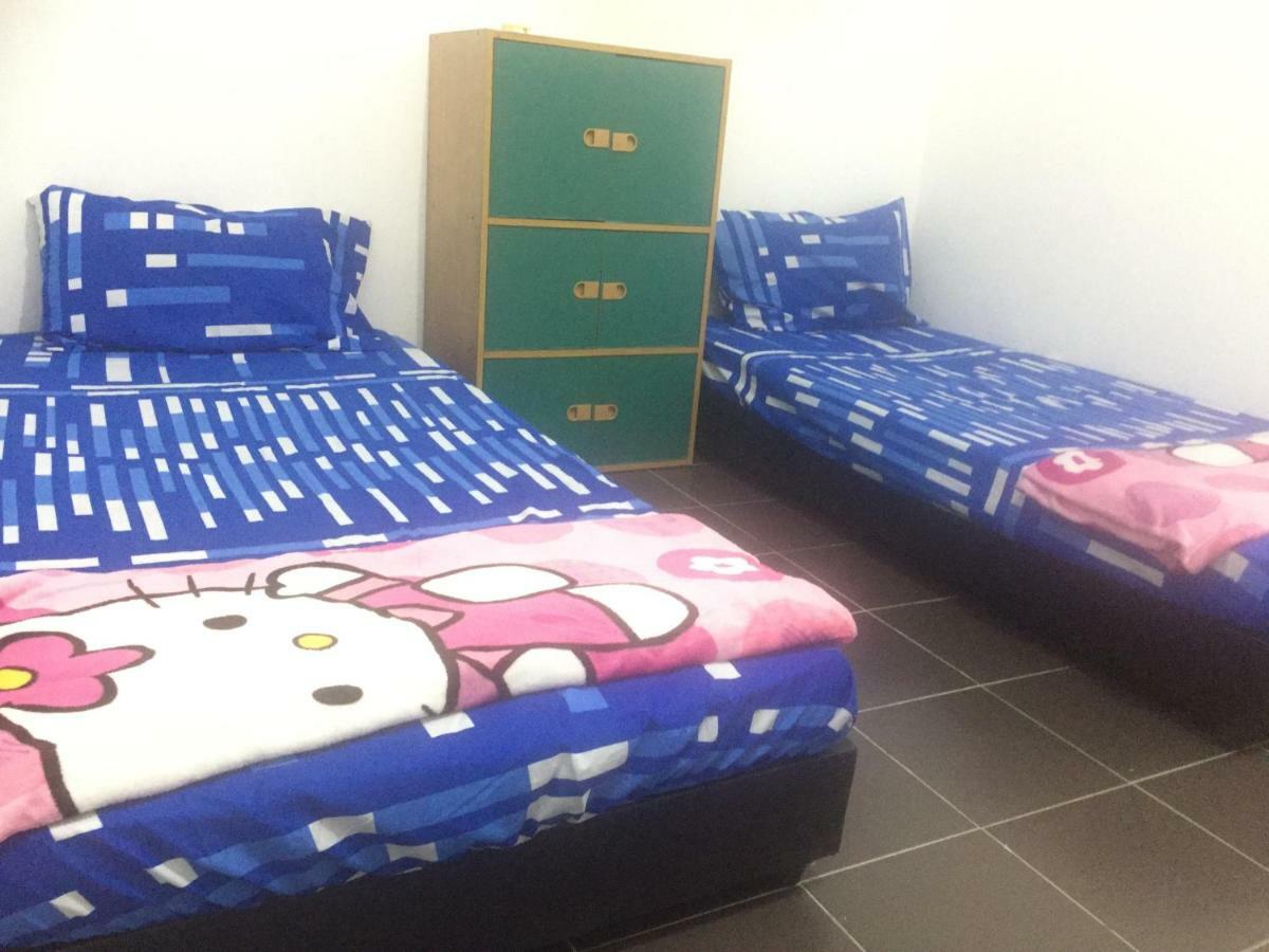 Jiaxin Hostel Ulu Tiram Dış mekan fotoğraf