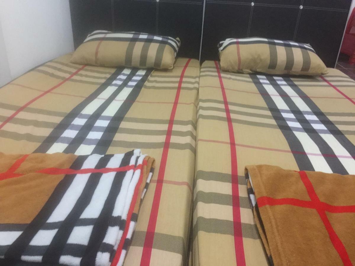 Jiaxin Hostel Ulu Tiram Dış mekan fotoğraf