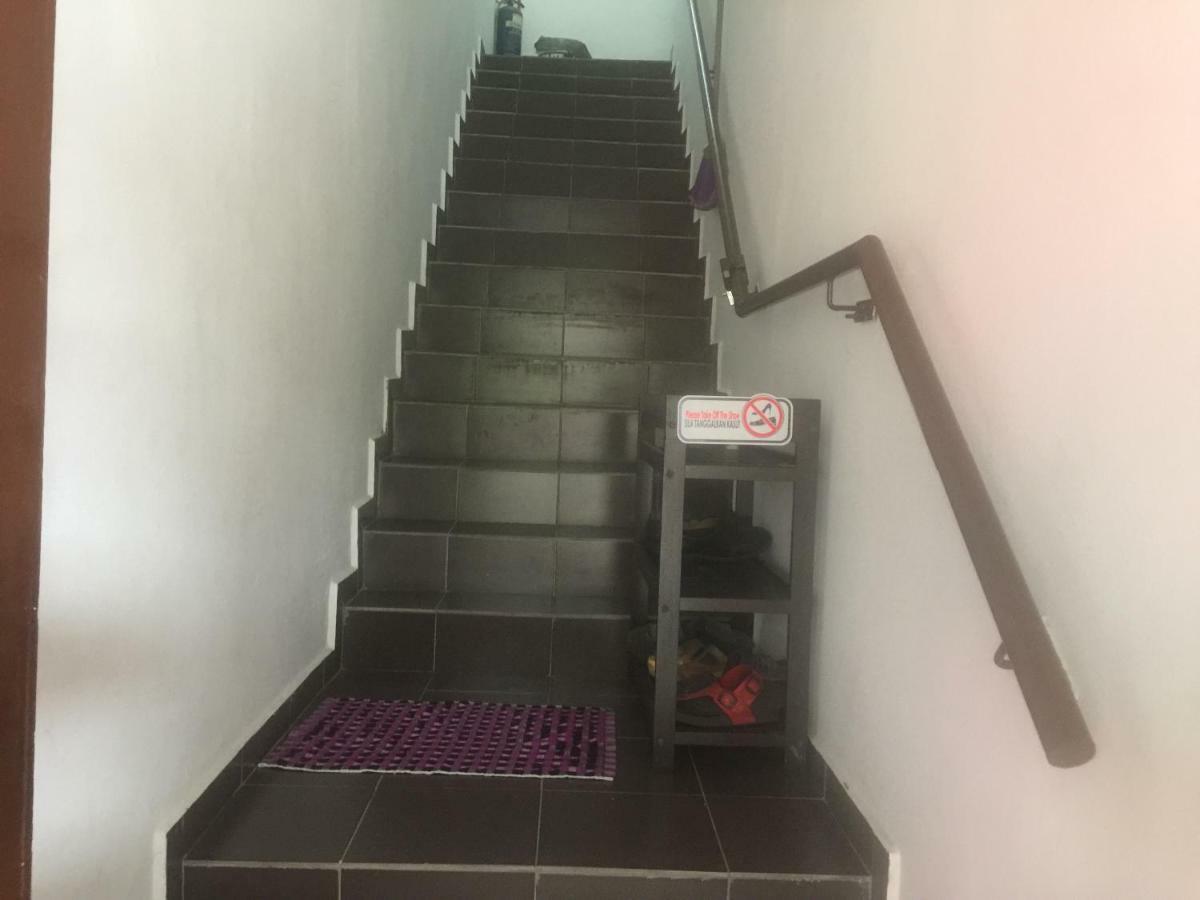 Jiaxin Hostel Ulu Tiram Dış mekan fotoğraf