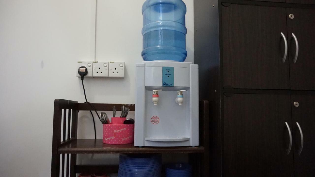 Jiaxin Hostel Ulu Tiram Dış mekan fotoğraf