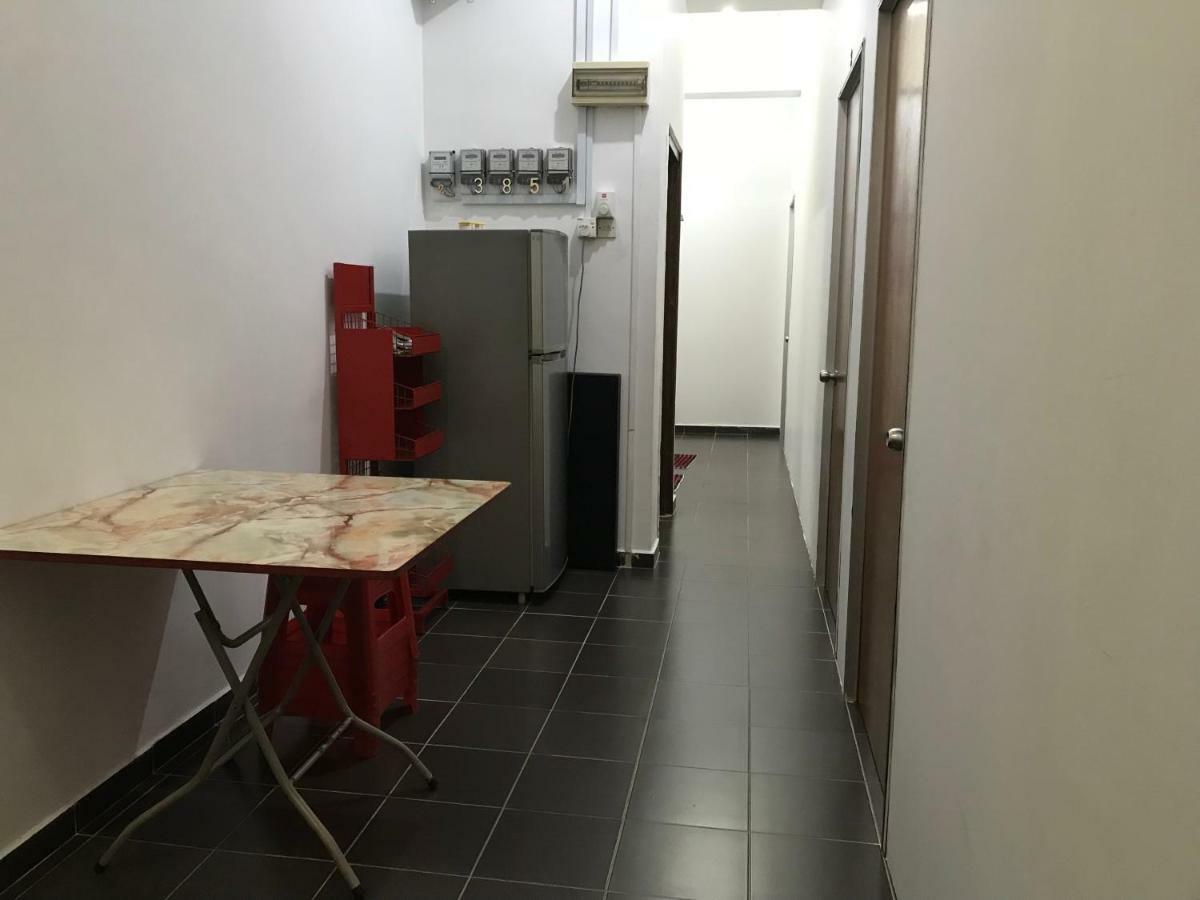 Jiaxin Hostel Ulu Tiram Dış mekan fotoğraf